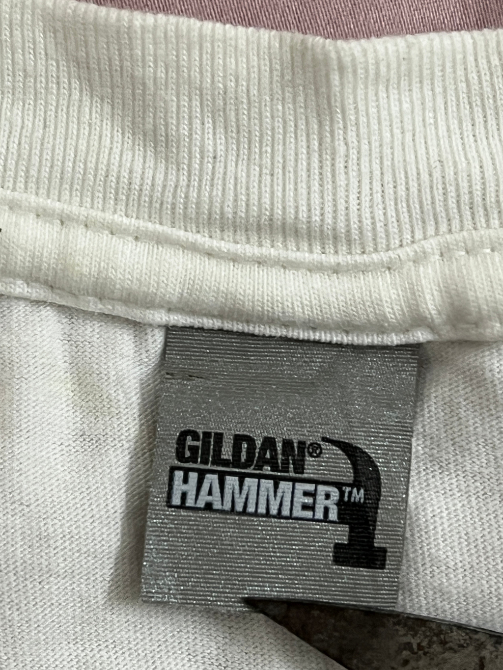 GILDAN Hammer “Une journée à Paris”. - L
